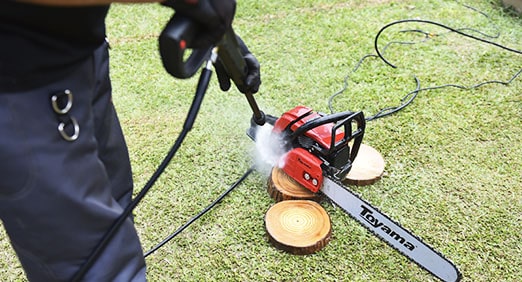 Como lavar equipamentos agrícolas de forma prática e segura